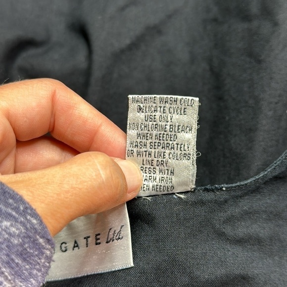 Vintage Highgate Ltd. Black Christmas Vest Size Small 90s - Picture 8 of 8